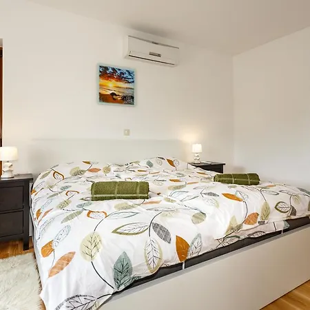 Villa Holiday House Peranovic - Ljutici, Krk *