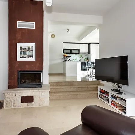 Villa Holiday House Peranovic - Ljutici, Krk *